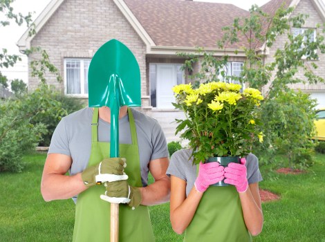 Professional garden clearance preparing a Waddon garden for landscaping